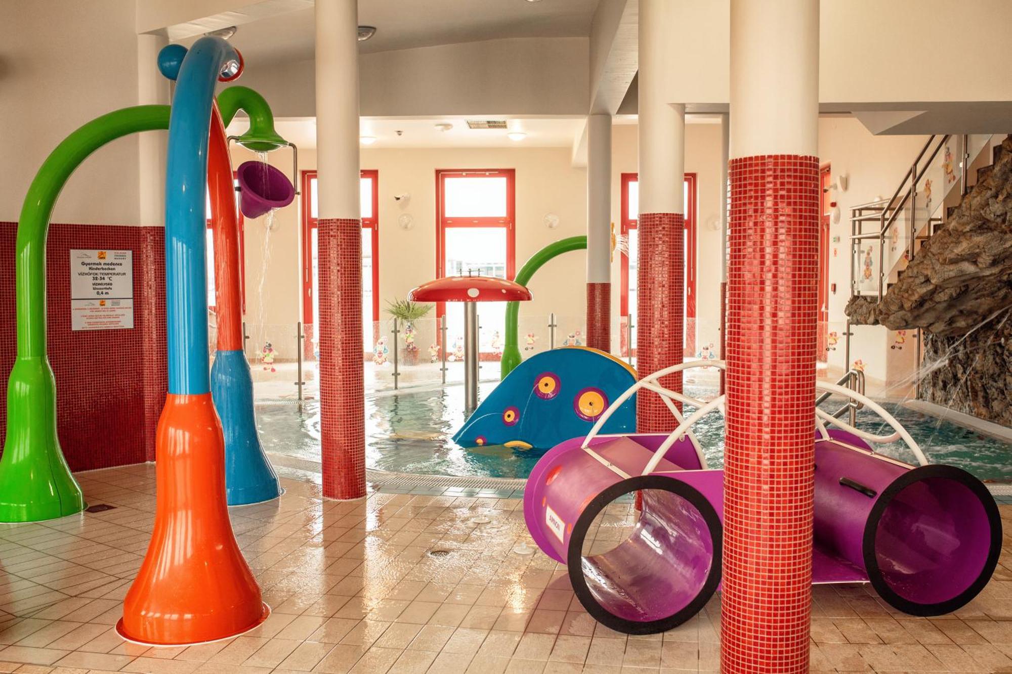 Vulkan Wellness Hotel & Camping Celldomolk Bagian luar foto