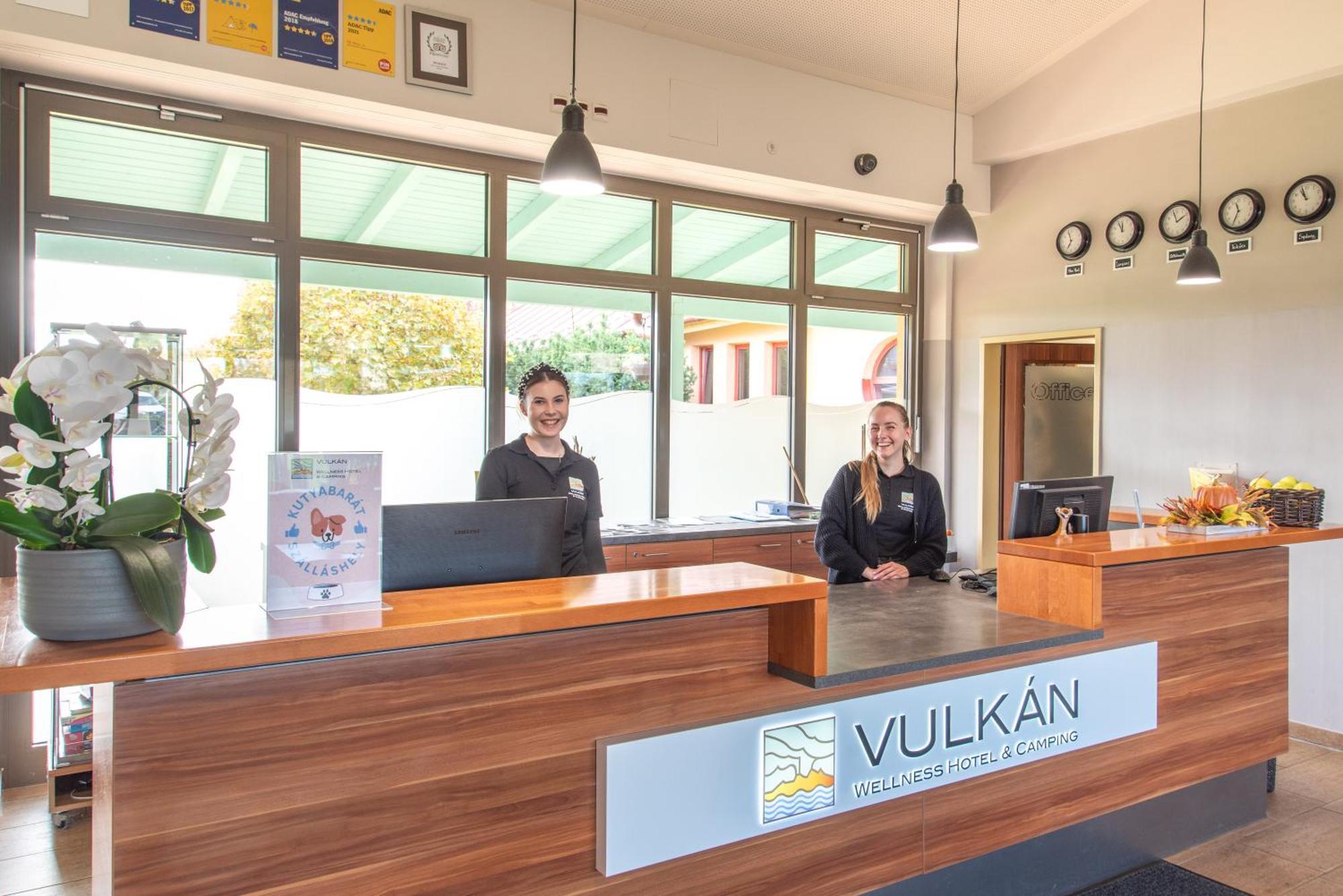 Vulkan Wellness Hotel & Camping Celldomolk Bagian luar foto