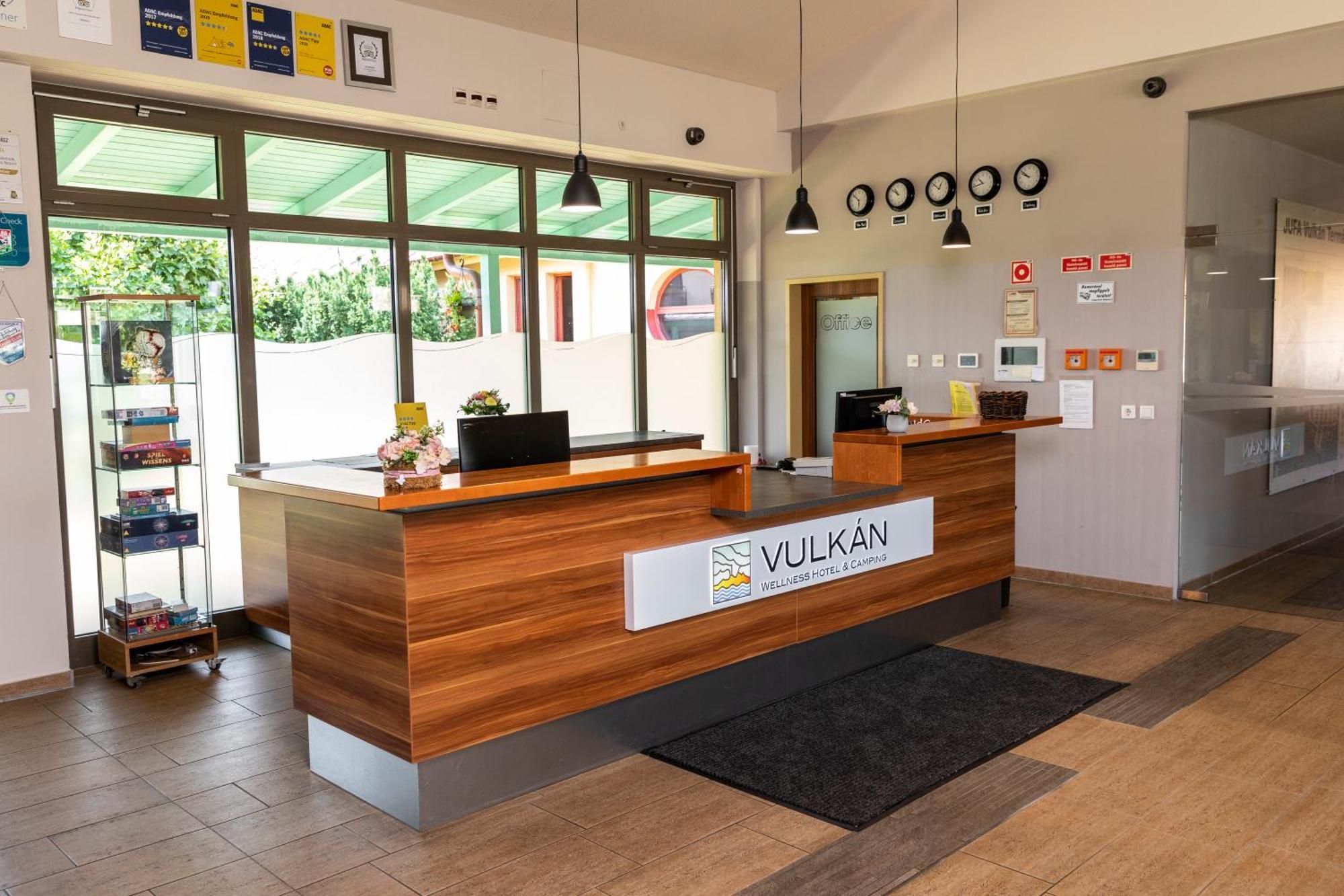Vulkan Wellness Hotel & Camping Celldomolk Bagian luar foto